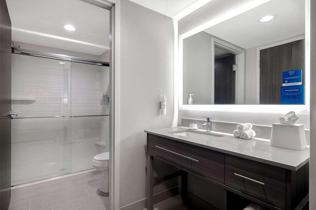 Homewood By Hilton Quail Springs Hotel 3*